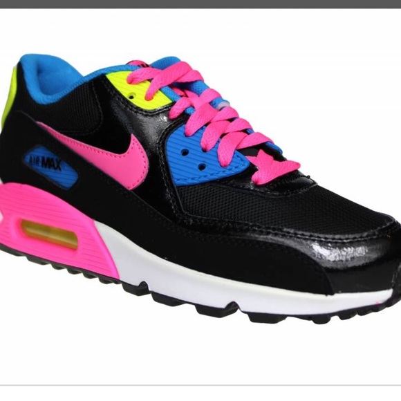 Nike Shoes - FINAL PRICE Nike Air Max 90